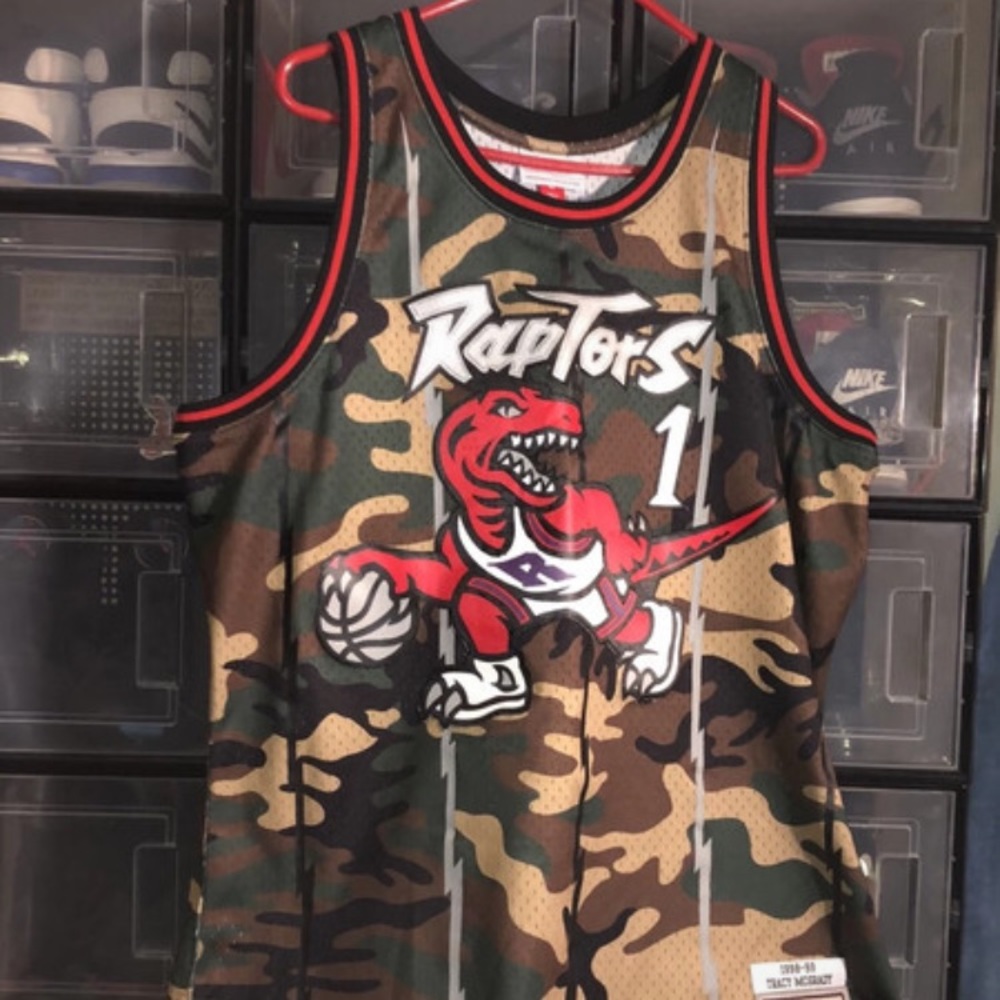 Mitchell & Ness Tracey Mcgrady jersey size large never worn.